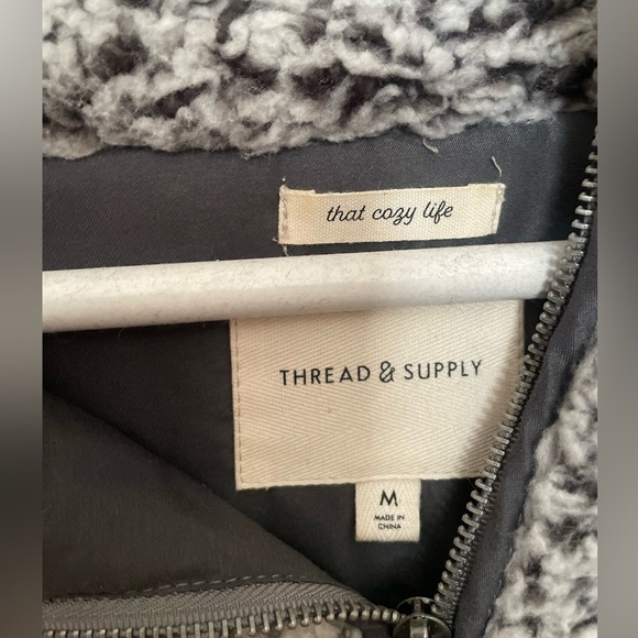 In good condition. Worn only few times Medium - Picture 2 of 3